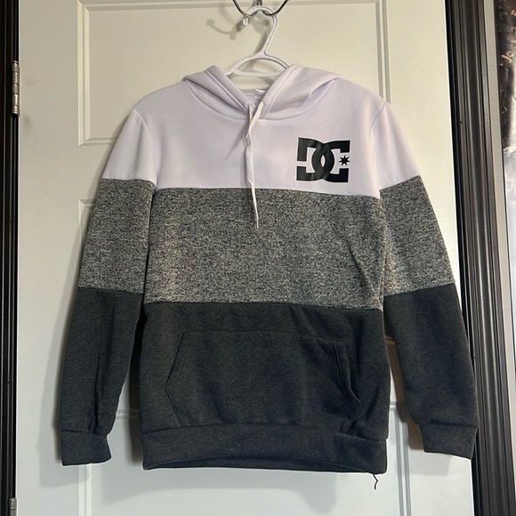 DC track suit - Picture 1 of 4